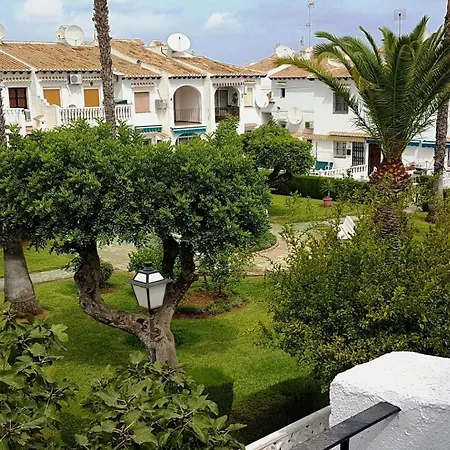 Fee4me Cosy In Jardin Vakantiehuis Torrevieja